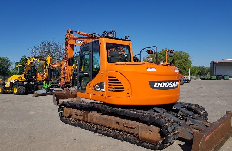 doosan dx140 lcr 履带式挖掘机 二手 de / gapd-9915