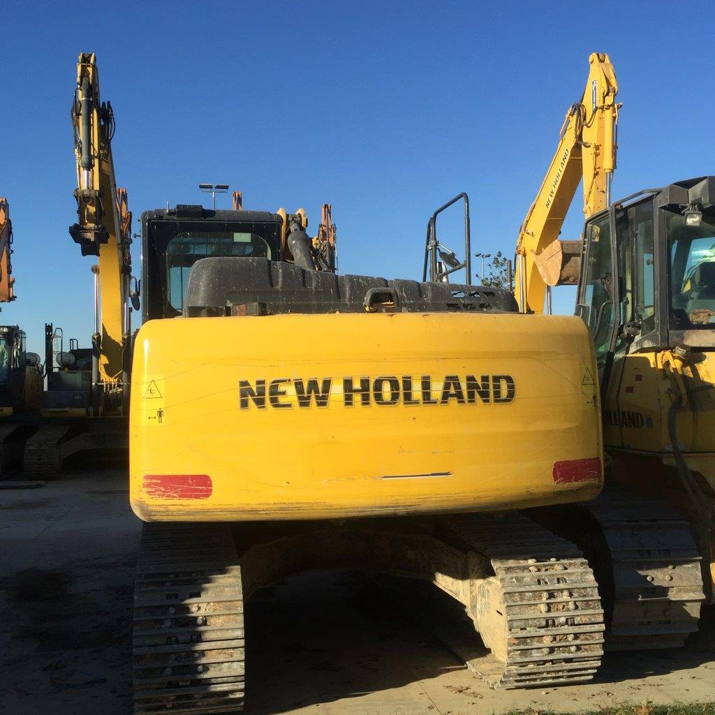 new holland e245ct 履带式挖掘机 二手 it / ogvq