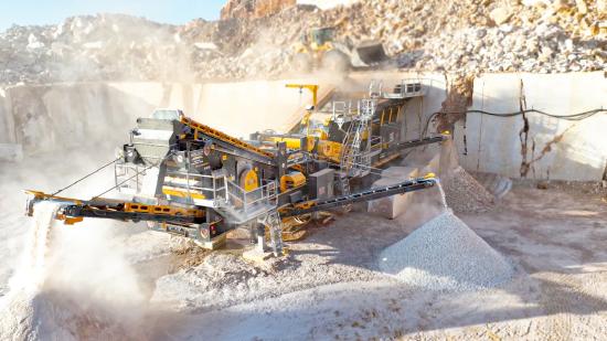 FABO PRO-150 MOBILE CRUSHING SCREENING PLANT WITH WOBBLER FEEDER