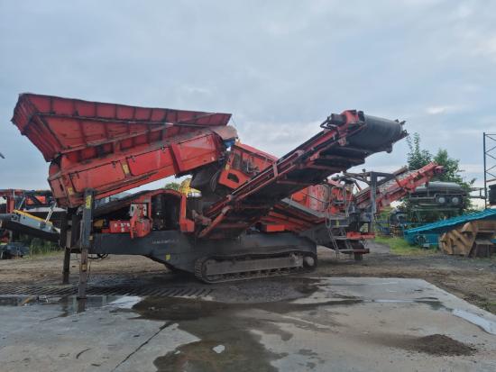 Terex 883+