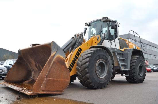 Liebherr L566