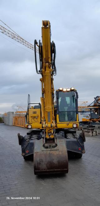 Komatsu PW160-7E0