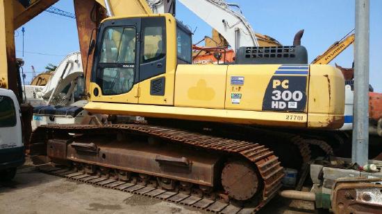 Komatsu PC300-8 HD