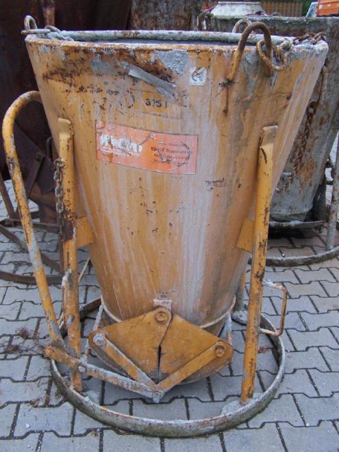 Betonkübel