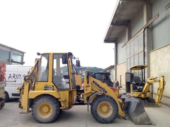 Komatsu WB70