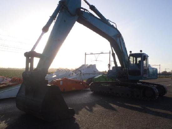 Fiat-Hitachi EX355