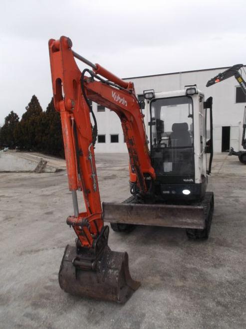 Kubota U30