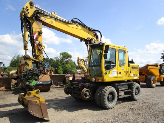Liebherr A 900 C ZW