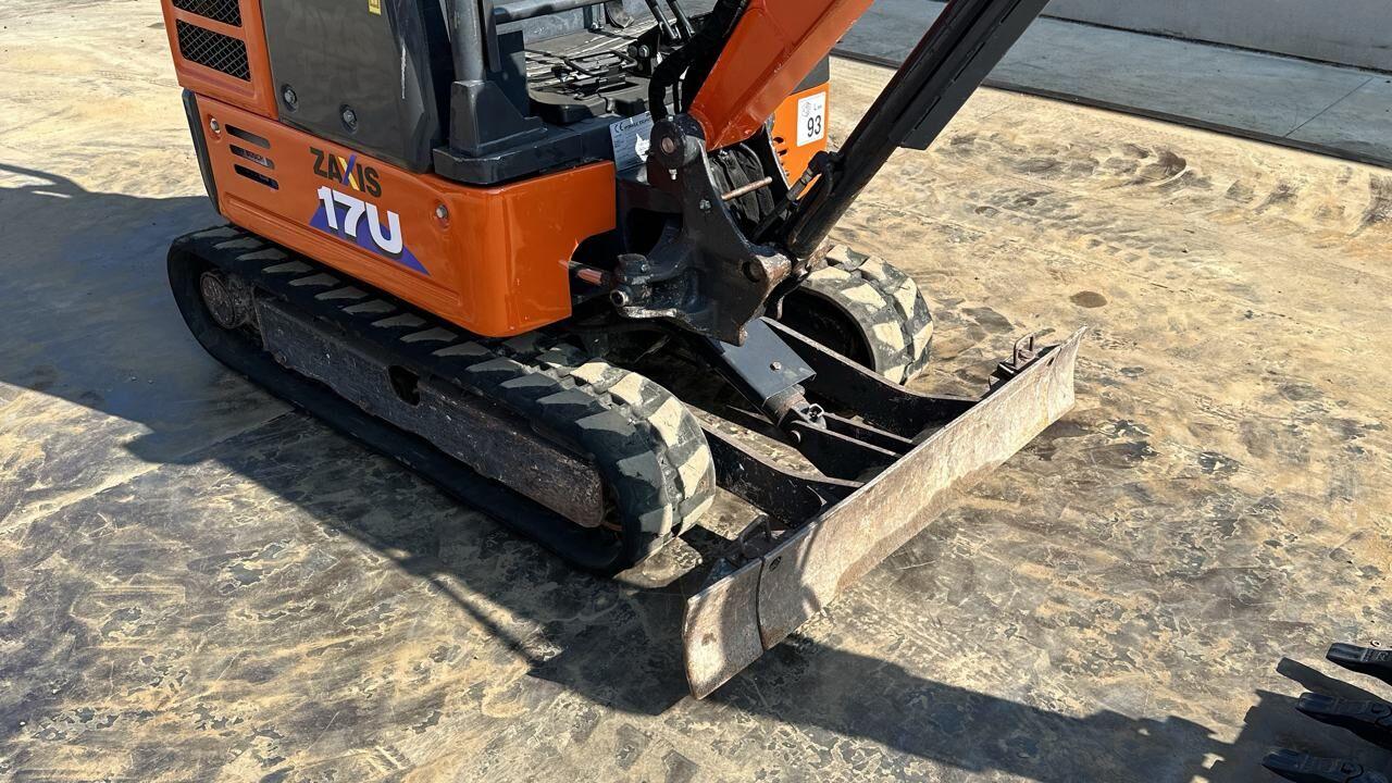 Hitachi ZX17U-5A-YR Mini excavator buy used in Piedmont