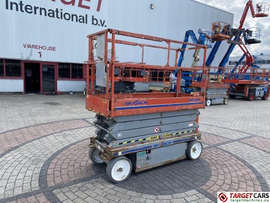 Skyjack SJIII-3226 Electric 3226 Scissor Work Lift 990cm