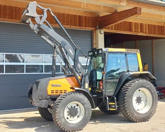 Valtra X100