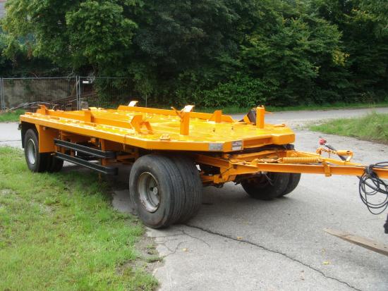 GM12 Anhänger für Absetzcontainer