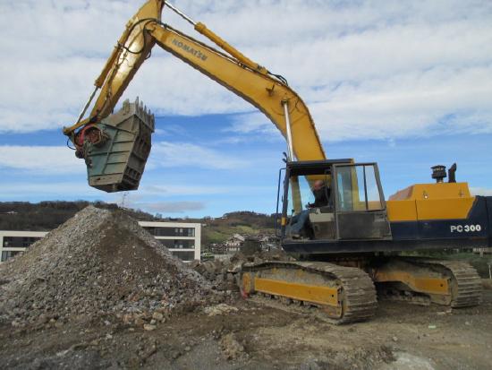 Komatsu PC300LC-3