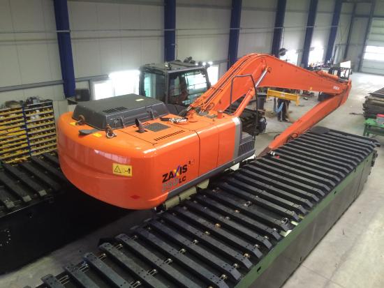 Hitachi ZX 160 long reach noch 2 stuck