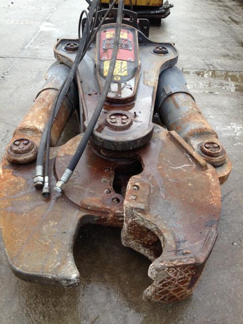 VTN MT25-MT25R Abbruchzange mit Gebiss