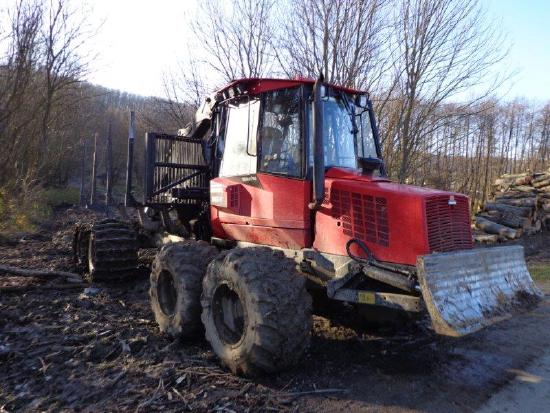 Komatsu 860.4