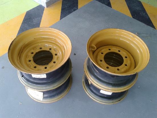 Caterpillar RIM 16.5x8.25