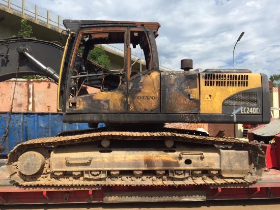 Volvo EC 240 CL Motor D7 Pumpen Antriebe Hydraulik