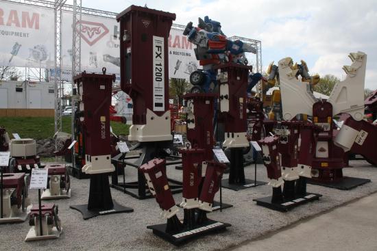 Hydraram FX-340 | 2500 kg | 28 ~ 40 t. | Neu!!