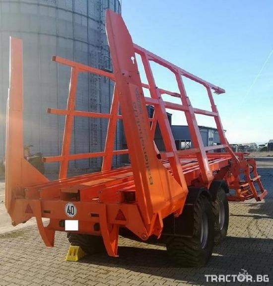 Inuma bale stacker