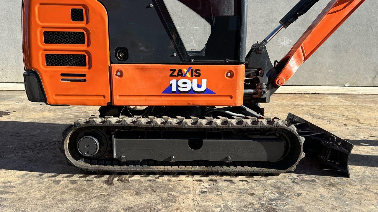 Hitachi ZX19-5A CR Mini excavator buy used in Piedmont