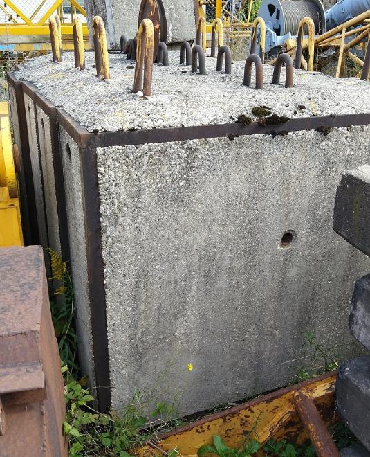 DIVERS Betonblöcke/Betonballast