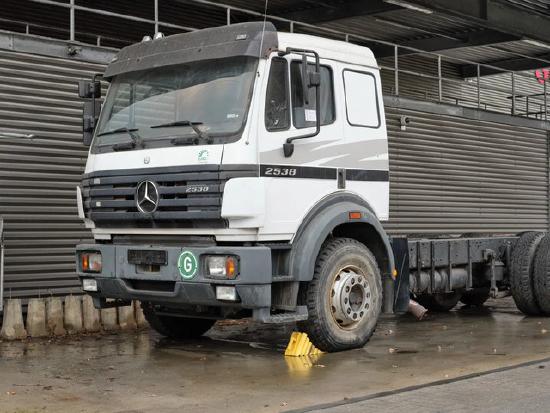 SK 2538 V8 6x2 12.000 KM!
