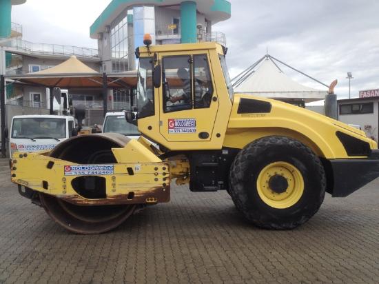 Bomag BW213D-4