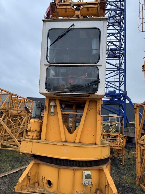 Liebherr 140 EC-H6, nur Krankopf