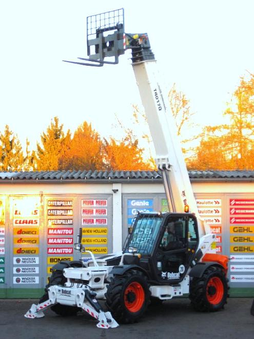Bobcat BOBCAT T 40170 TURBO 4x4x4 - 17.5m / 4t.
