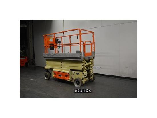 JLG 3246ES