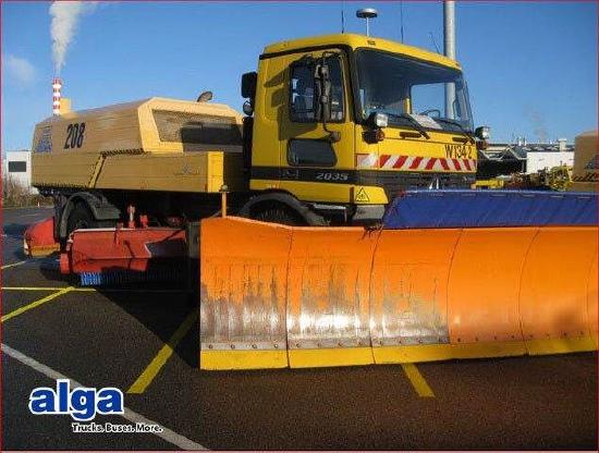 2035 AK Actros 4x4, Kehrmaschine Schmidt, Allrad