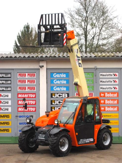 JLG 2505 TURBO ** 4x4x4 / 6m / 2.5t ** vgl TH255