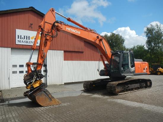 Hitachi Zaxis 250LC-3