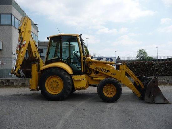 Komatsu WB93R2