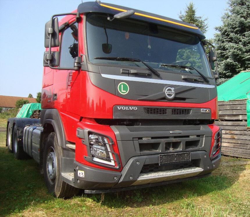 Volvo FMX 500, 6x6, PALFINGER EPSILON+TRAILER DOLL,BPW truck tractor for  sale Czechia Praha 9 Černý Most, YU36617