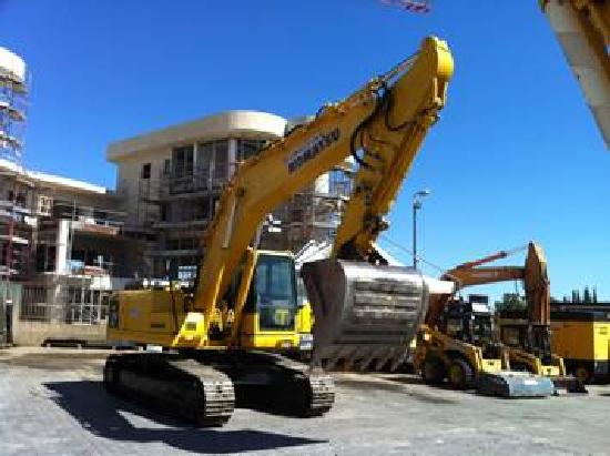 Komatsu PC210NLC-8