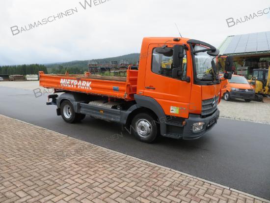 Mercedes Benz 818K