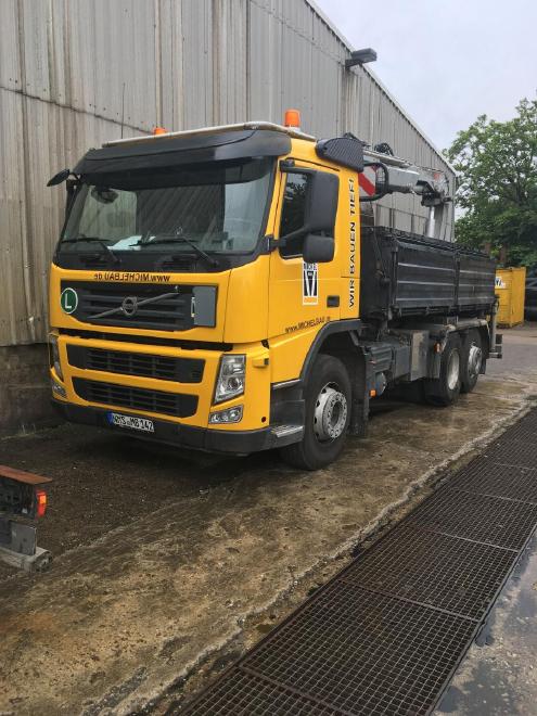 FM 410 6x2R Asphalt-Thermo-Container Volvo FM 410