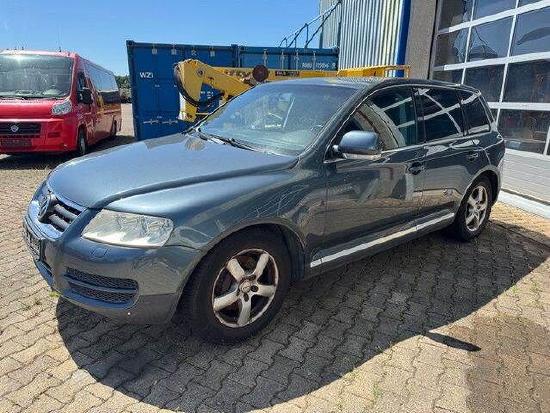 Volkswagen Touareg 3.2 V6/ GETRIEBESCHADEN /Motor läuft!