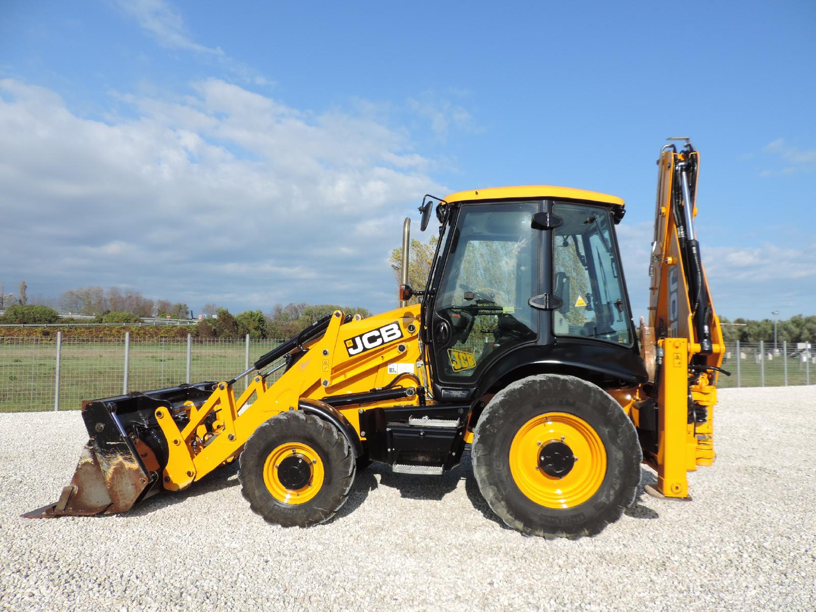 Jcb 3cx Utovarni Rovokopac Polovno It Ndjr 7865 Ec