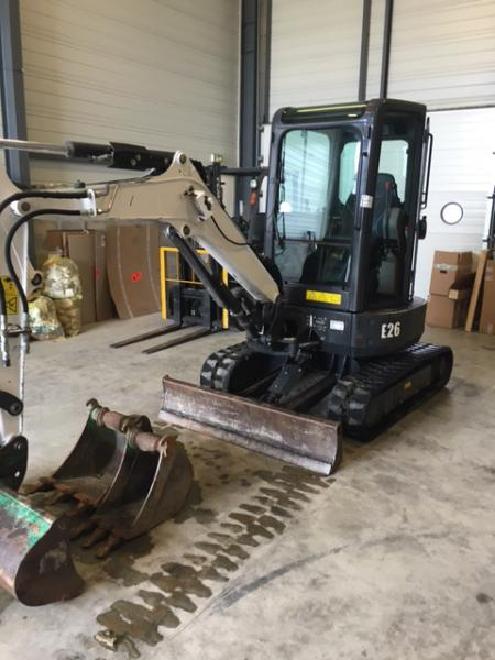 Bobcat E26