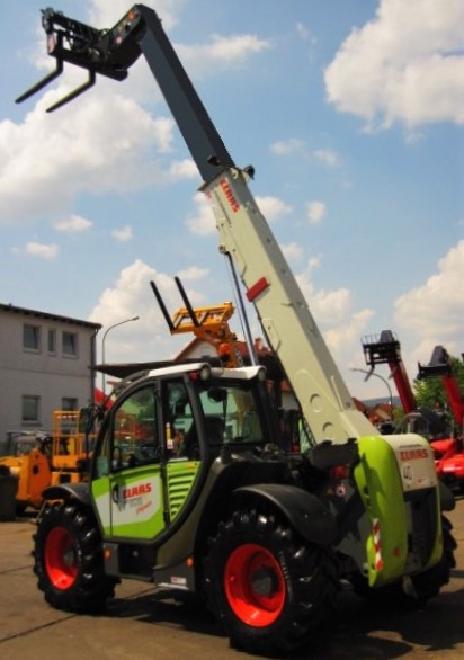 Claas CLAAS SCORPION 7040 TURBO - 4x4x4 - 7m / 4t. - 30
