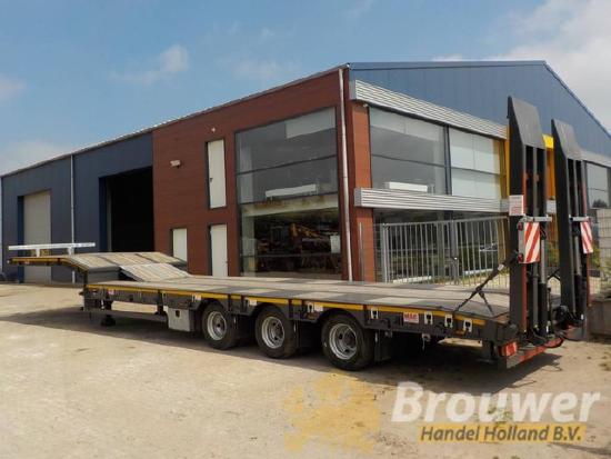 3 Axle Lowloader