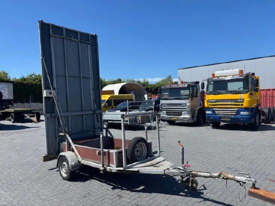 Hapert ACTIEWAGEN VOOR WEGWERKZAAMHEDEN