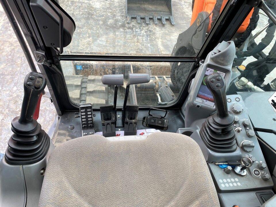 Hitachi ZX85USB-5A Mini excavator buy used in Piedmont