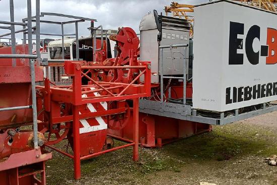 Liebherr 250 EC-B 12 Litr.