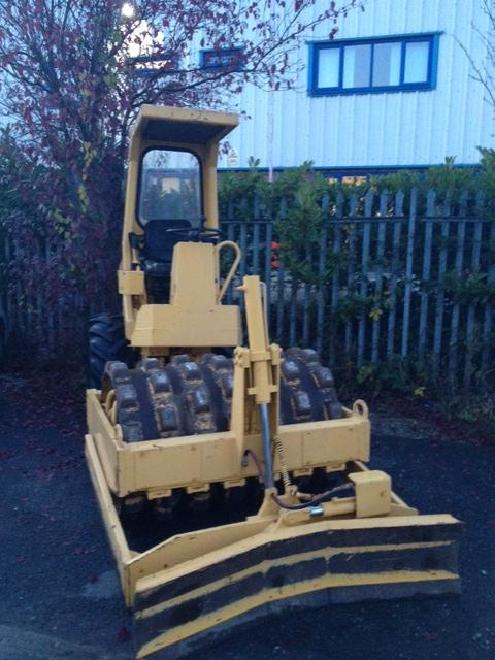 Rammax 1501 Self propelled sheepsfoot roller