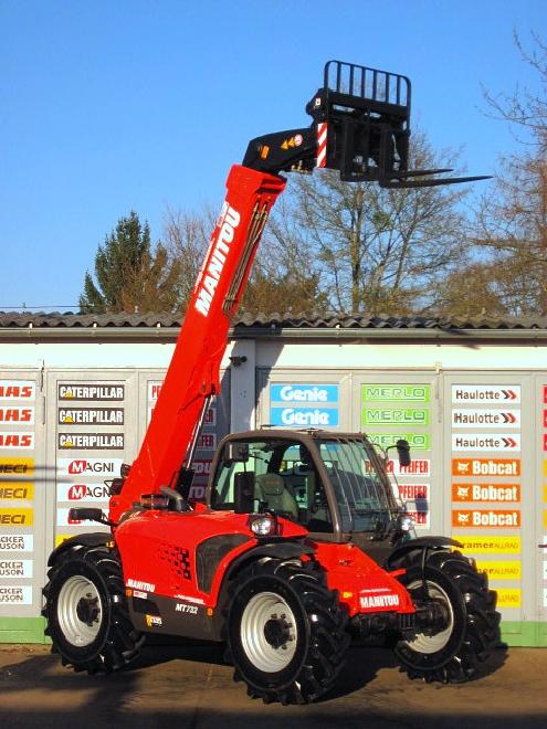 Manitou MT 732 ST3B ** 4x4x4 / 7 m / 3.2 t. ** vgl. 932 1030