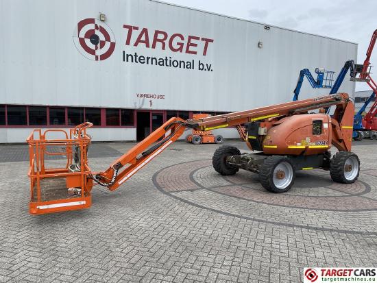 JLG 600AJ Articulated 4x4x4 Diesel Boom Lift 2047cm